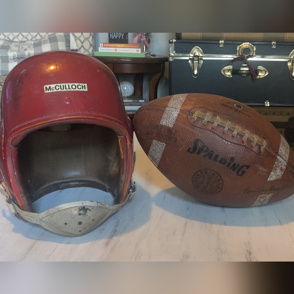 💛 Limited Time Sale💛Vintage Football Helmet & Spalding Vintage Football